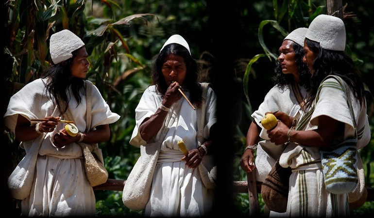 Familia Arhuaca en la Sierra Nevada de Santa Marta
