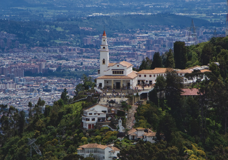 Cerro de Monserrate en Bogotá, destino escogido para viajes de incentivo por la empresa Inmunotec