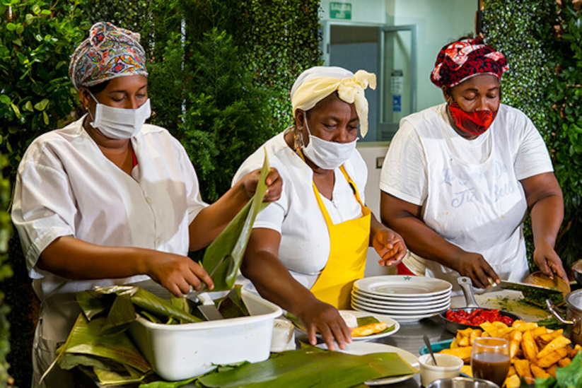 Sabedoras de la gastronomía del Pacífico Colombiano