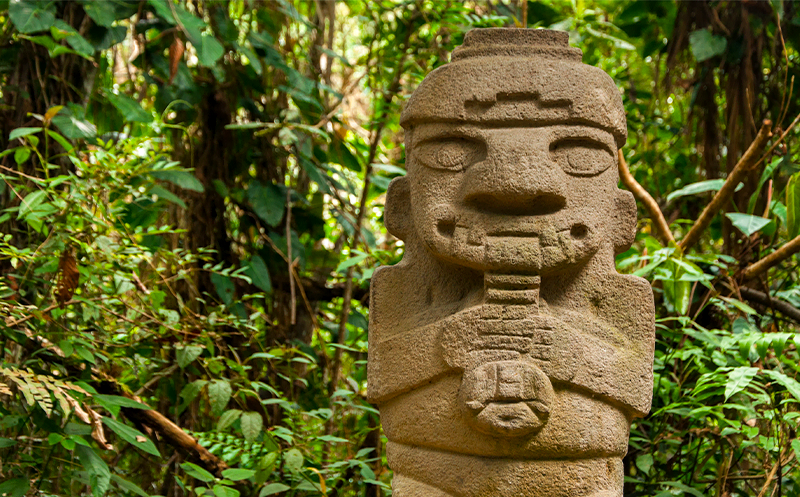 San Agustín's statues have human and animal features
