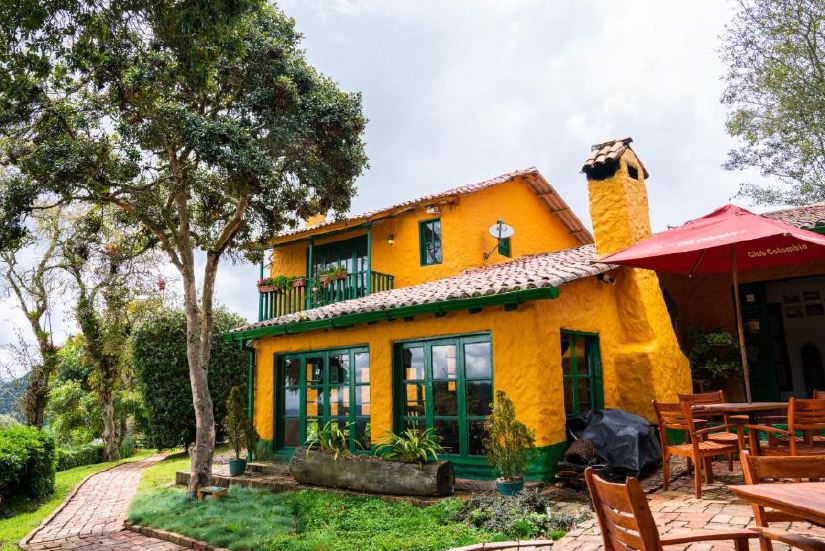 Lugares para ir de vacaciones en Colombia, casa de lujo en Gusca