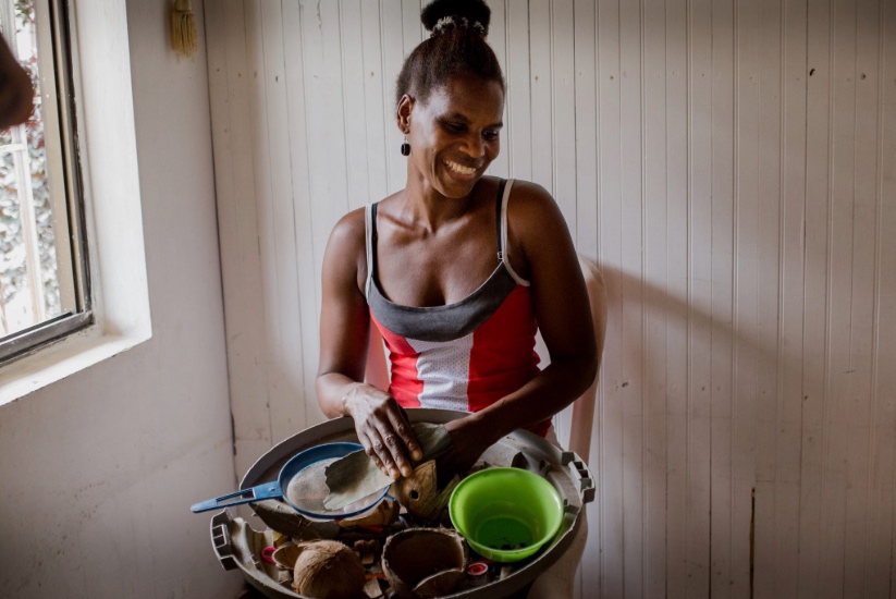 Clase de cocina del Pacífico en Nuquí, Colombia