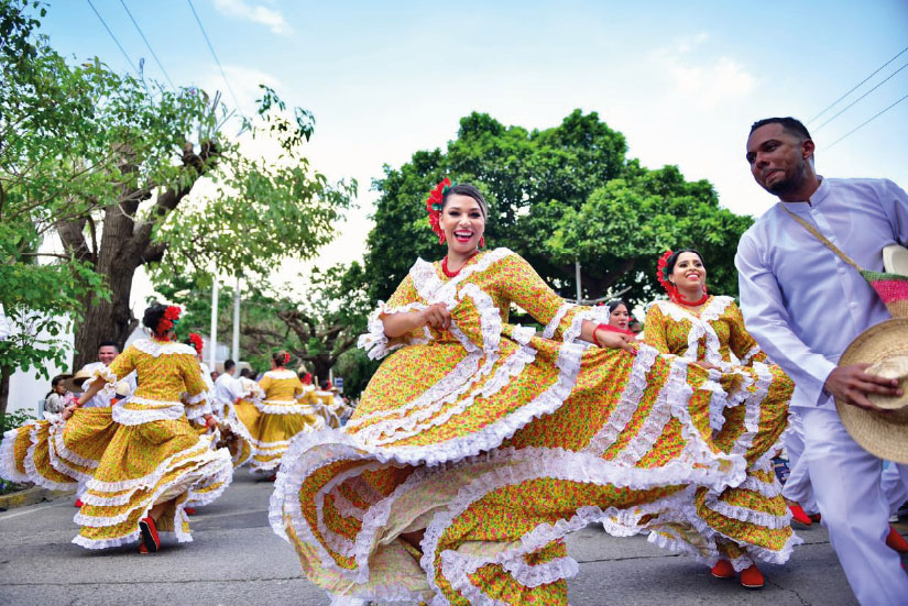 Piloneras in the Vallenato Festival