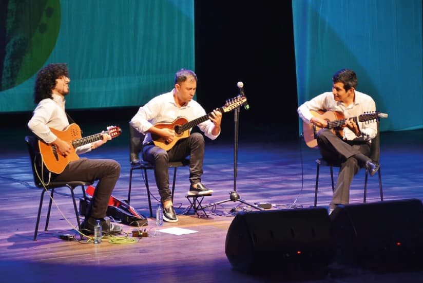 Musical group giving concert at the Mono Núñez Festival