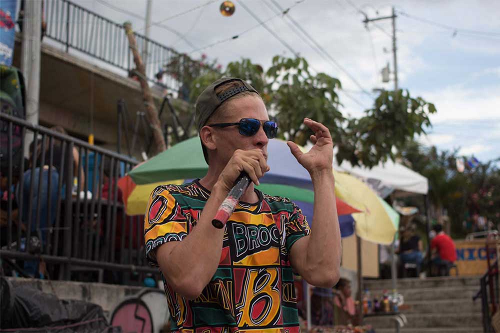 Antioqueño in a rap battle, urban music in Medellin