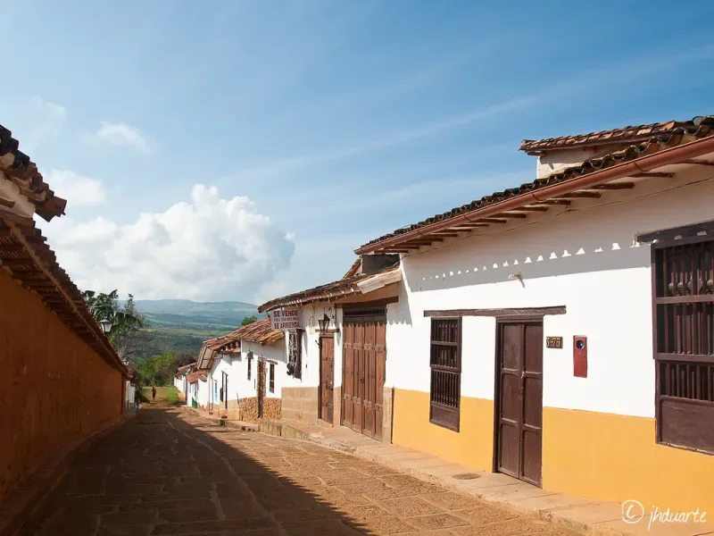 Calles de Barichara, uno de los pueblos más bonitos de Colombia