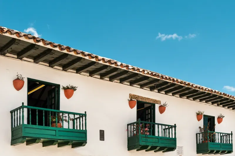 Los Balcones en la Plaza Central de Villa de Leyva Boyacá