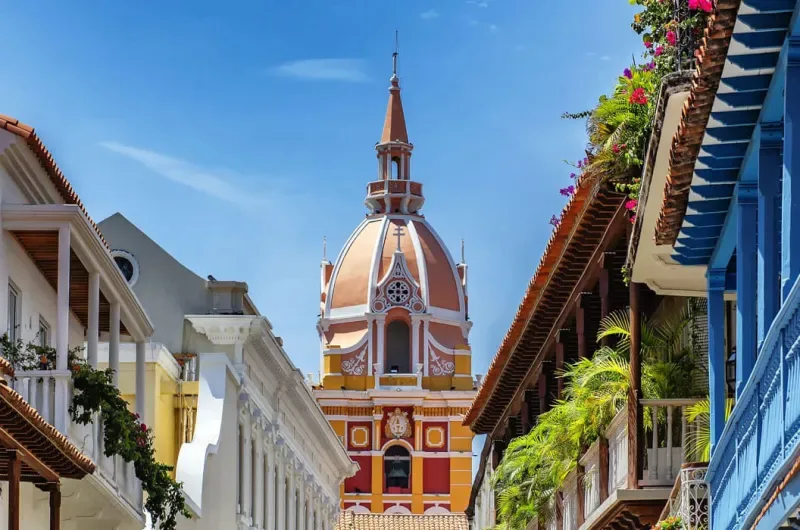 Wide view of the city of Cartagena, highlighting its architecture. It is the end of the García Márquez route in the Colombian Caribbean