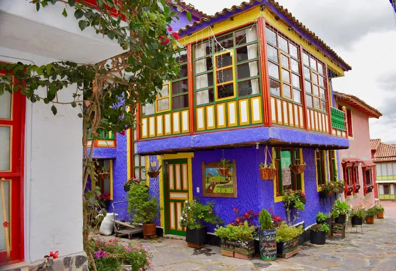 Explore Monguí and enjoy its colorful streets and colonial architecture | Colombia Travel