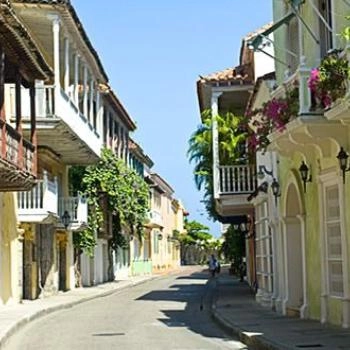 Stroll down Arsenal Street