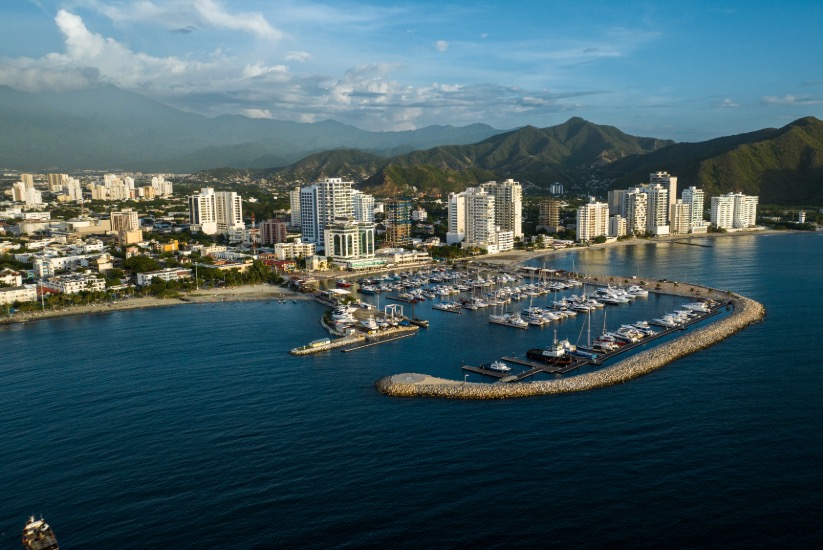 Vista aérea de Santa Marta, Colombia.